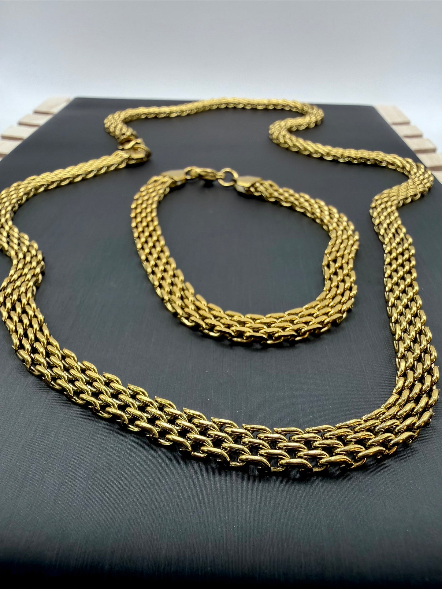 Cadena y Pulsera Chinesca