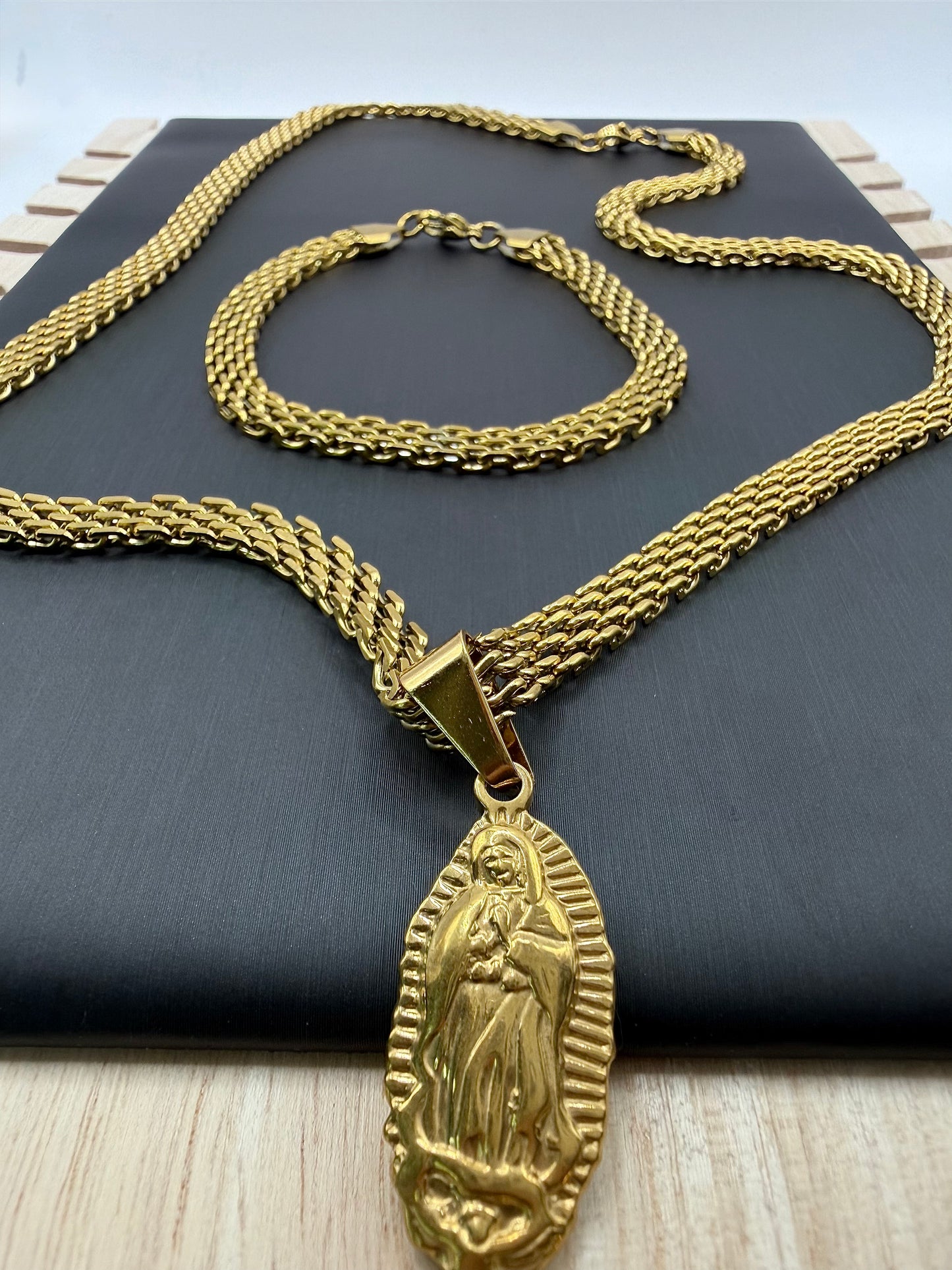 Cadena y Pulsera Chinesca + Virgen de Guadalupe🌹 ✝️