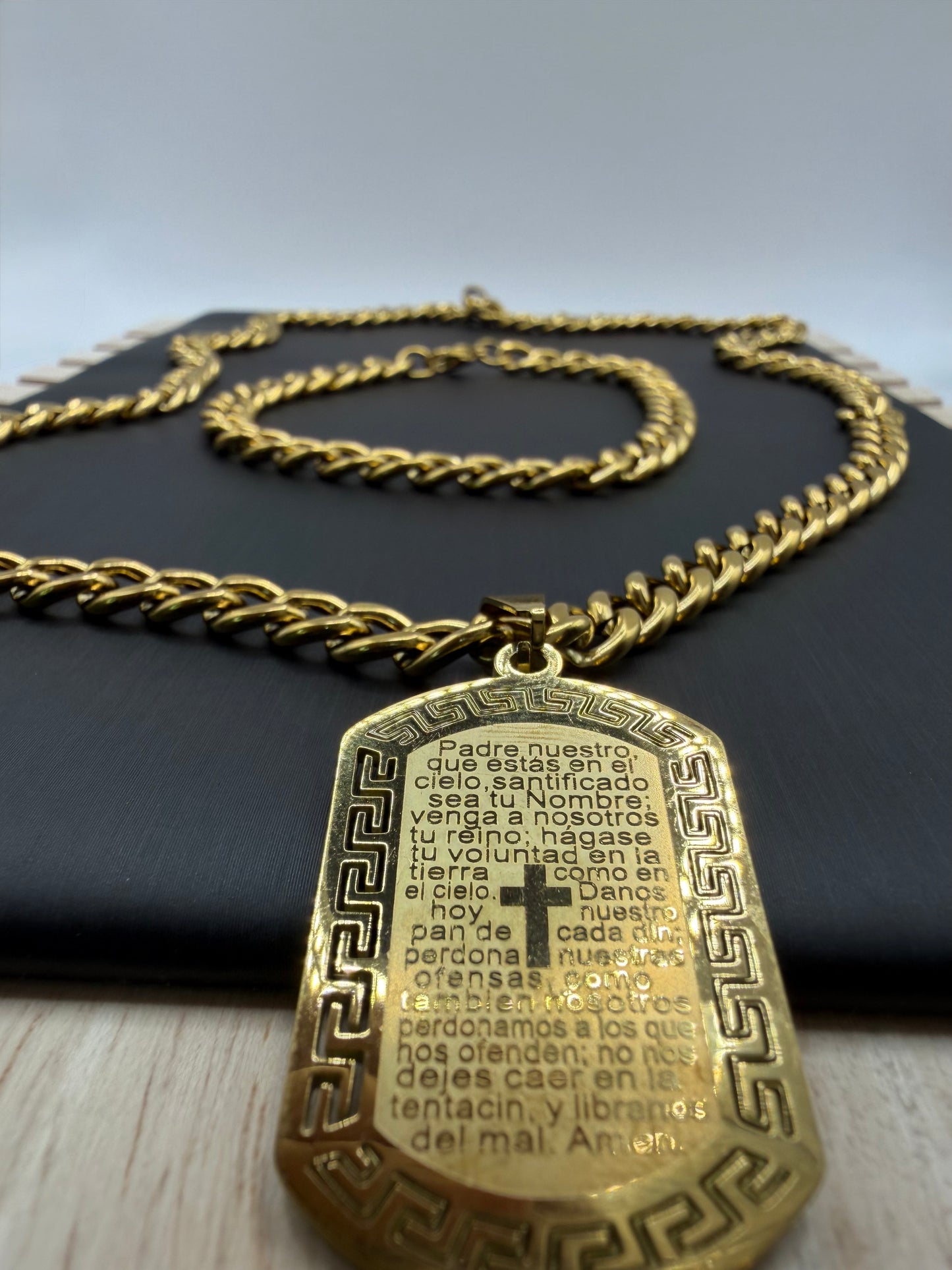 Cadena Cubana y Pulsera + Placa Padre Nuestro