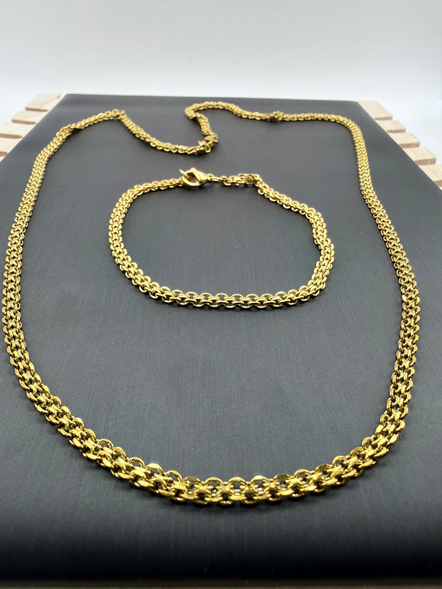 Cadena Tejido Chino 60x4 y Pulsera.