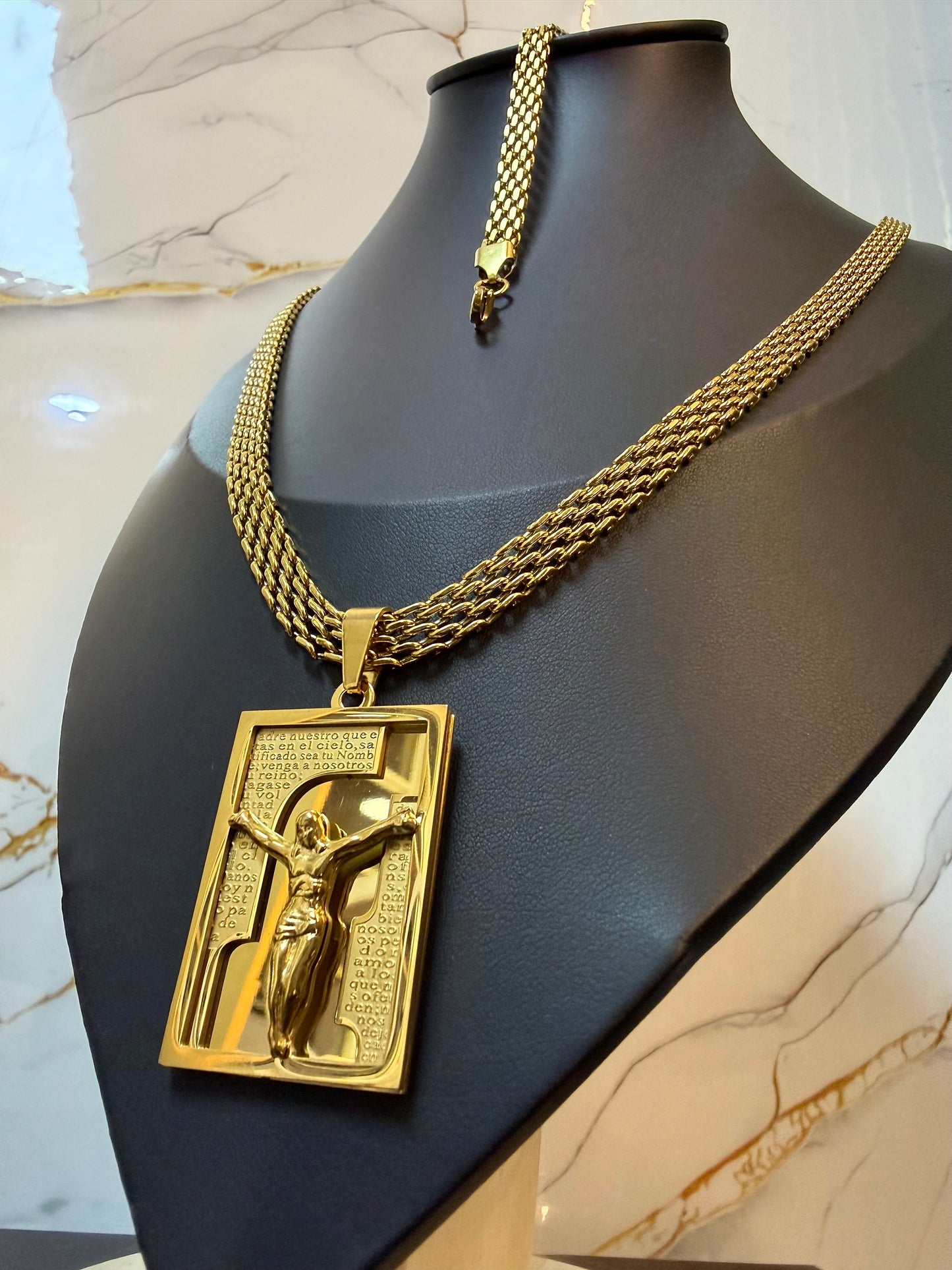 Combo Chinesca + Placa Cristo