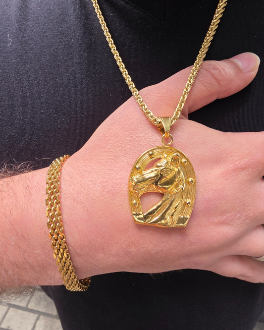 Cadena Chinesca con Caballo y Pulsera