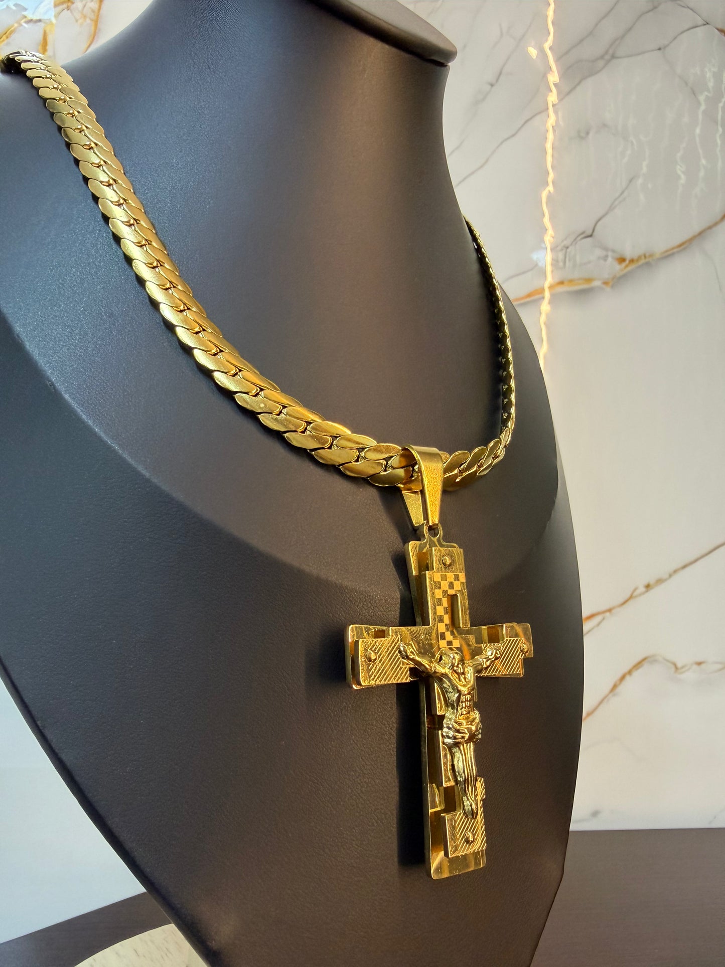 Cubana Martillada + Cristo 3D