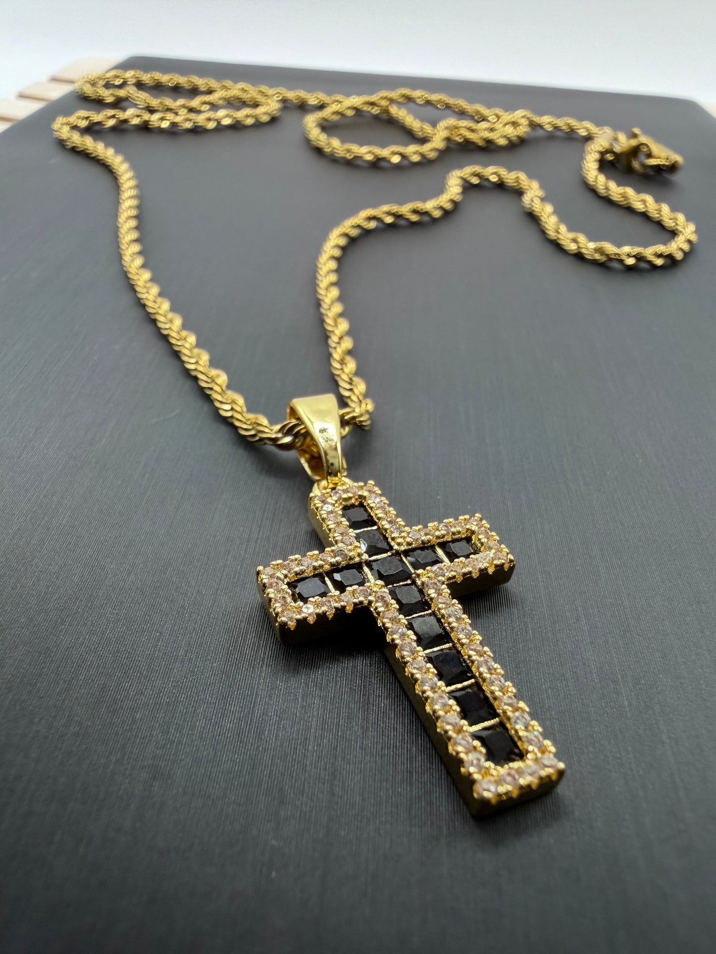 Cadena Laso + Cristo Circones