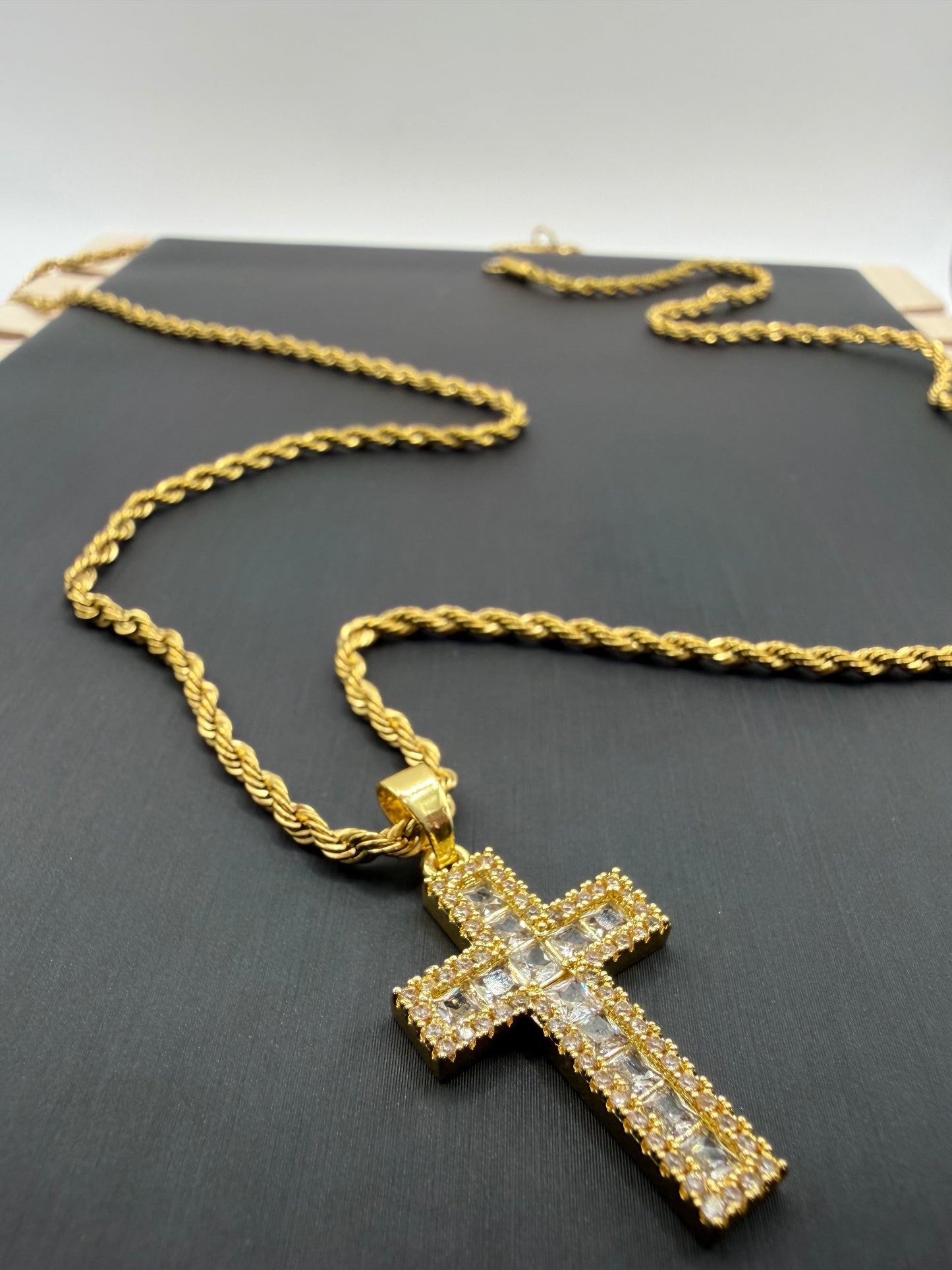 Cadena Laso + Cristo Circones